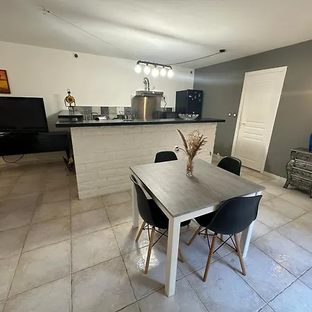 Grand Spacieux 3 Ch Rez De A * Sisco