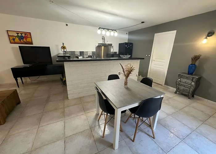 Grand Spacieux 3 Ch Rez De A * Sisco